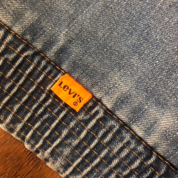 Rare-Levi’s 70’s Vintage wide/flare leg jeans with elastic waist & high rise. - Picture 7 of 15